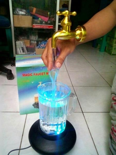 شیر آب جادویی